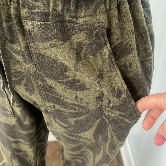 Prana Sz XS One Piece Jumper Jumpsuit  Camouflage Go Anywhere French Terry NWOT - Picture 7 of 16